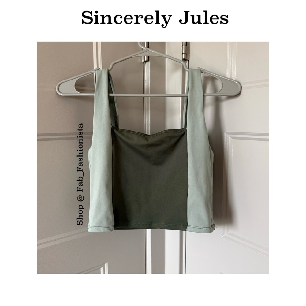 Sincerely Jules Green Crop Top with built in bra size small